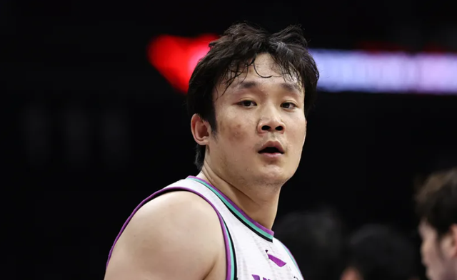 英雄联盟平台 -关于赛地聚焦——NBA总决赛窗口期热度飙升，夏洛特黄蜂防线松动，底气十足，球队文化再被提及的信息
